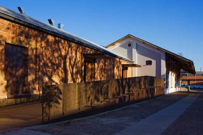 Centro Cultural de Araras, vista externa. AUM arquitetos, 3º. prêmio categoria profissional/ obras concluídas Araras,SP,2003-2009