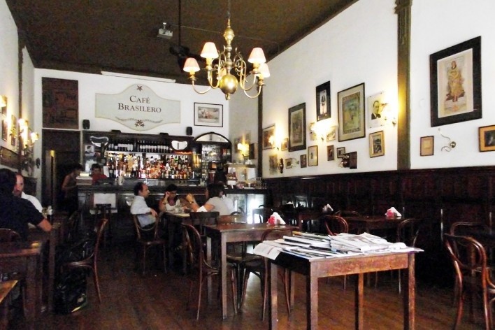 Montevidéu, interior do Café Brasileiro, reduto de escritores e intelectuais na Ciudad Vieja<br />Foto Atalie Rodrigues Alves 