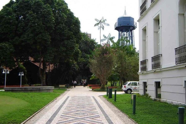 Parque da Residência, Belém, 1998. Paisagismo de Rosa Kliass<br />Foto Giovani Sarquis 
