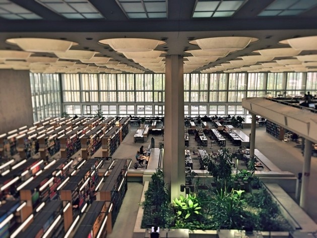 Biblioteca de Berlim, arquiteto Hans Scharoun<br />Foto Fabiano Borba Vianna, 2016 