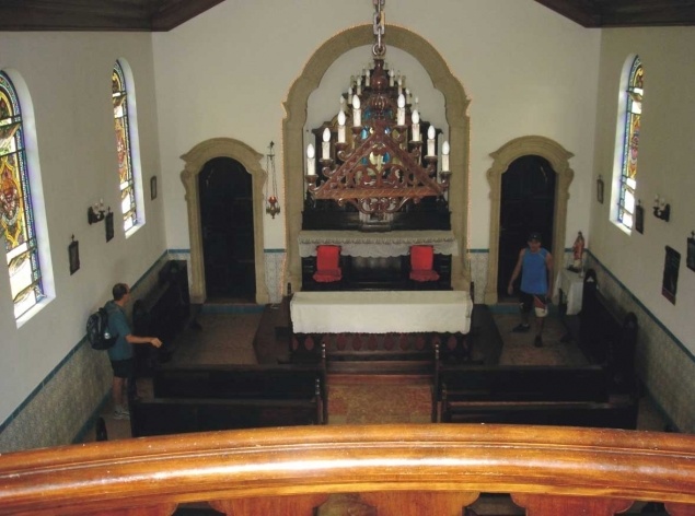 Bertioga, interior da Capela Nossa Senhora da Conceição<br />Foto Denise Fernandes Geribello, mar. 2003 