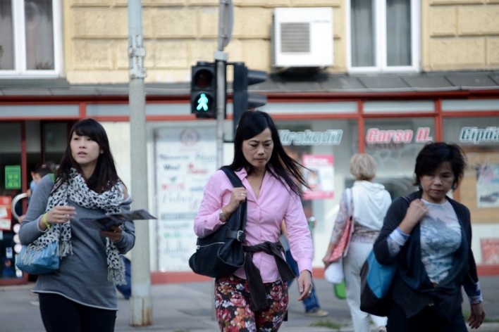 Japanese tourists on the urban center<br />Foto Fabio Jose Martins de Lima 