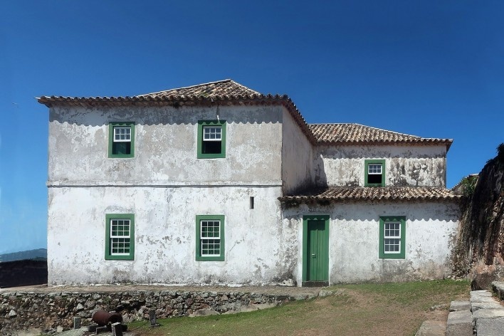 Fortaleza de Santa Cruz, casa do Comandante, Ilha de Anhatomirim, Governador Celso Ramos SC<br />Fotos Victor Hugo Mori 
