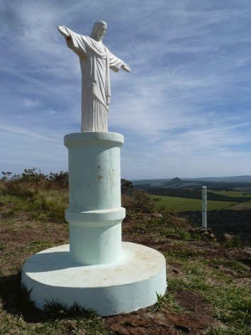Cristo no Morro da Mesa<br />Foto Michel Gorski 