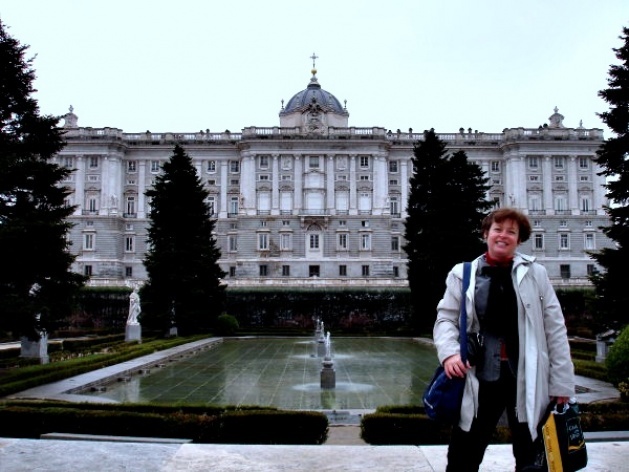 Ana Paula Medeiros no Palácio Real<br />Foto divulgação 