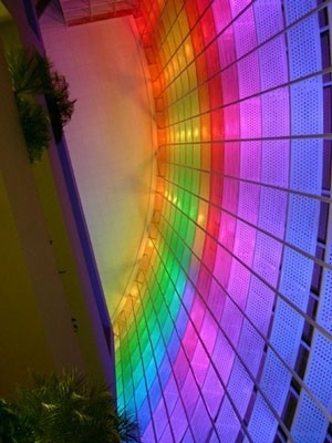 Passarelas internas iluminadas por LEDs<br />Imagem do autor do projeto 