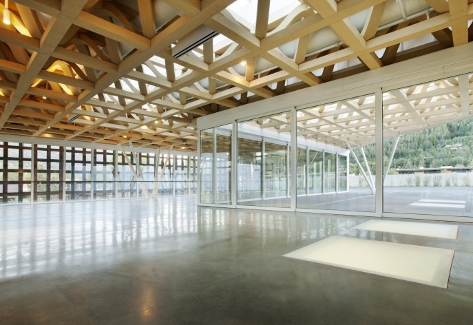 Novo Museu de Arte de Aspen, Colorado, terraço. Shigeru Ban Architects<br />Foto Derek Skalko  [Foto divulgação]