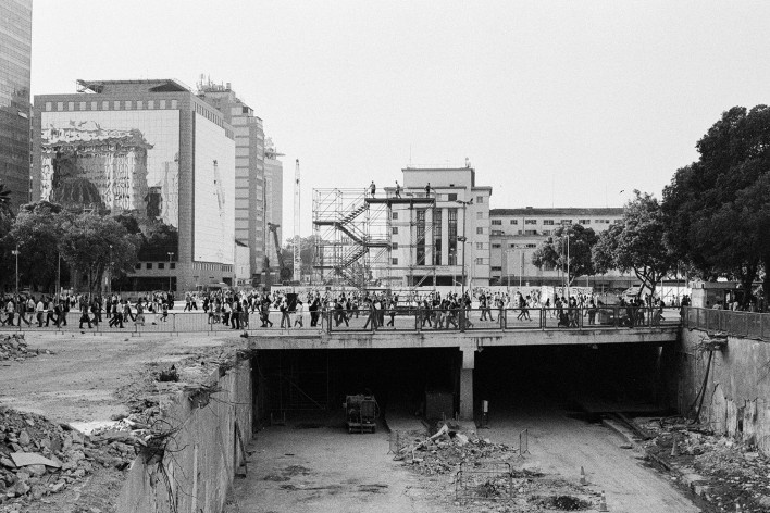 Cota 10, na praça XV, Rio de Janeiro, com obras em andamento. Grua Arquitetos<br />Foto Rafael Salim 