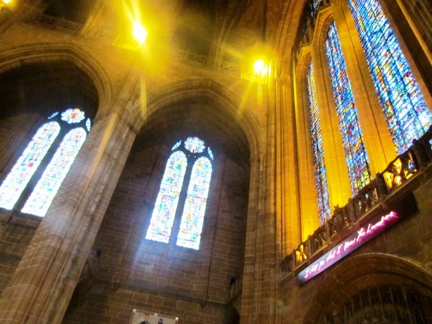 Vista interna da Catedral de Liverpool<br />foto Ana Paula Spolon 