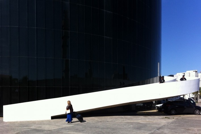 Edifício do Parlamento, Memorial da América Latina, São Paulo. Arquiteto Oscar Niemeyer<br />Foto Abilio Guerra 