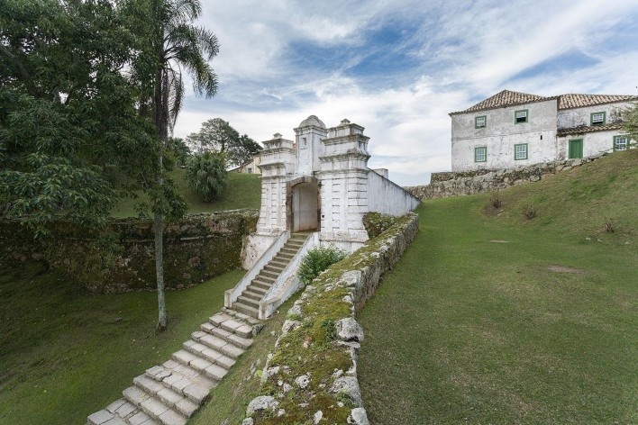 Fortaleza de Santa Cruz do Anhatomirim, Ilha de Anhatomirim, Governador Celso Ramos<br />Foto Ronaldo Azambuja 