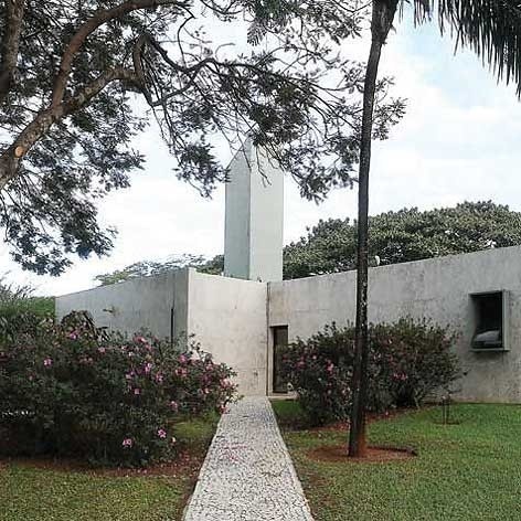 Embajada de Colombia en Brasília, vista externa, Cesar Barney, Brasília DF, Brasil, 1977-1981<br />foto Sylvia Vera Patiño Spitzer 