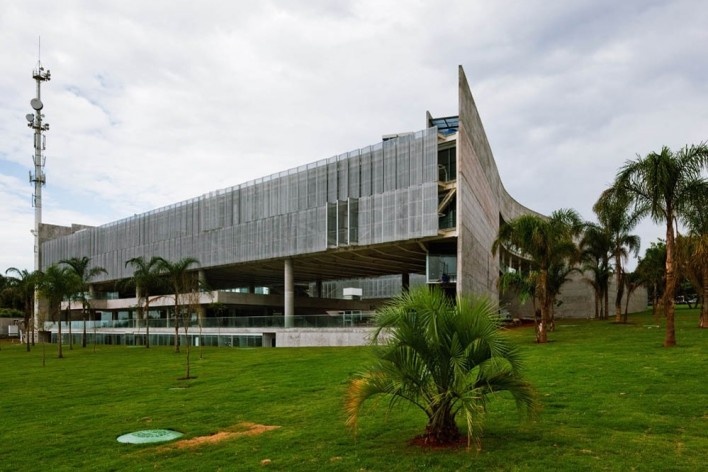 Sede do Sebrae Nacional, Brasília DF, 2010. Arquitetos Alvaro Puntoni, Luciano Margotto, João Sodré e Jonathan Davies<br />Foto Nelson Kon 