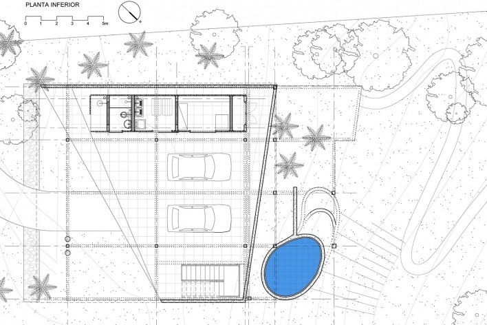 The Red Beach Residence, plan level one, Ubatuba SP Brasil, 2015. Architects Lua Nitsche e Pedro Nitsche/Nitsche Arquitetos<br />Imagem divulgação  [Acervo Nitsche Arquitetos]