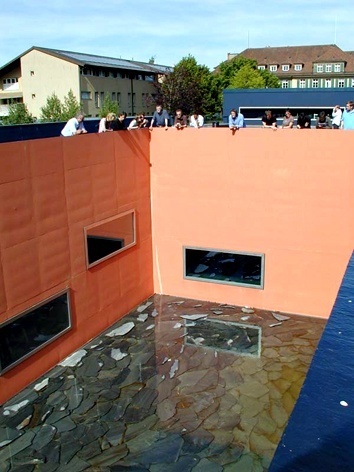 Centro de Ensino Profissional de Marcelin, Morges, Suíça. Geninasca & Delafortrie 1995-2003<br />Foto Butikofer & de Oliveira Arquitetos 