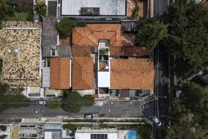 Casa Schendel, São Paulo SP Brasil, 2017. Arquitectos Marina Acayaba y Juan Pablo Rosenberg / AR Arquitetos<br />Foto Leonardo Finotti 