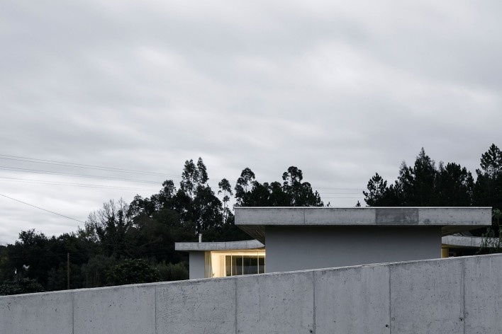 Casa Gloma, Leiria, Portugal, 2019. Arquiteto Bruno Lucas Dias/ Bruno Dias Arquitectura<br />Foto/ Photo Hugo Santos Silva 