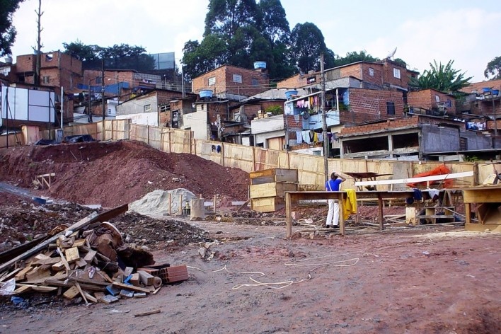 Escola Projeto Viver, construção, São Paulo, Fernando Forte, Lourenço Gimenes e Rodrigo Marcondes Ferraz / FGMF<br />Foto Marcelo Scandaroli 