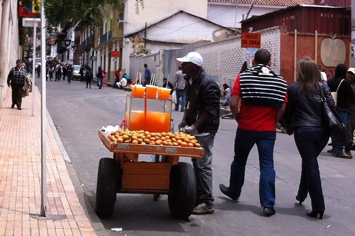 Vendedores ambulantes de Bogotá<br />Foto Abilio Guerra 