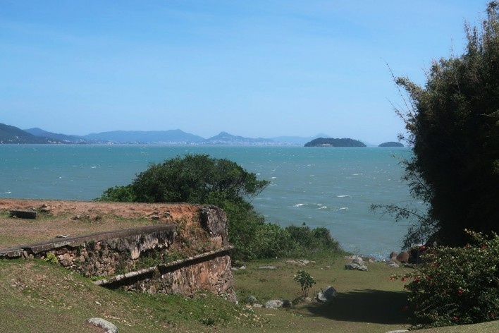 Fortaleza de Ratones, Ilha de Ratones Grande, Florianópolis SC<br />Foto Victor Hugo Mori 