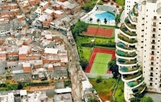 São Paulo, Brasil. Pioneira da globalização, a cidade simboliza os maiores contrastes (1)