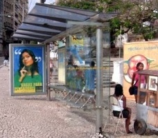 O cidadão ausente. A cidade do Salvador e os seus abrigos de ônibus