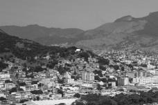 2135b589c326_foto_aerea_da_baixada_fluminense_foto_nelson_kon.jpg