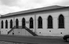 60b9bac8fd49_teresina_acmoreira_resenha.jpg