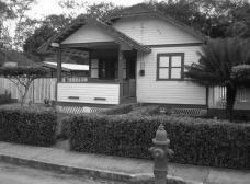 8484c3295746_casavilamensalista_resenha.jpg