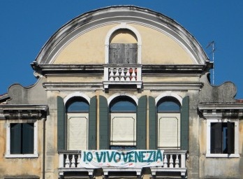 O que dizem as janelas de Veneza?