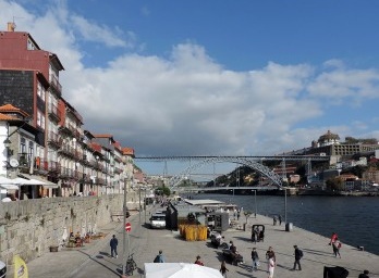 Porto: reabilitação urbana em questão