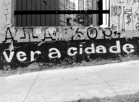 “Ver a cidade”, pichação em área central de São PauloFoto Abilio Guerra  [Fotografia da série “A cidade fala”]