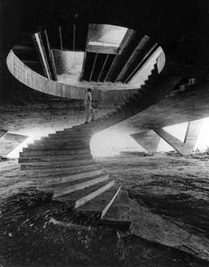Museu de Arte Moderna, Rio de Janeiro, 1953, Stair case. Arquiteto Affonso Eduardo Reidy [Affonso Eduardo Reidy, Instituto Bardi]
