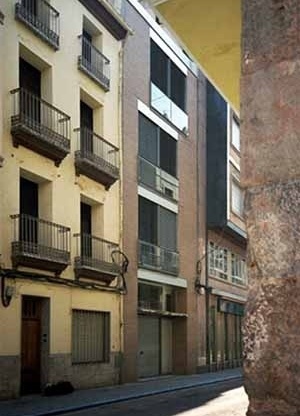 25. Edifício Residencial, Onda, Espanha, 2000<br />Helio Piñón  [Helio Piñón]