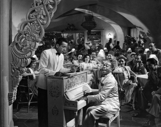 Fotograma do filme <i>Casablanca</i>, com Humphrey Bogart, Ingrid Bergman e Paul Henreid<br />Foto divulgação 