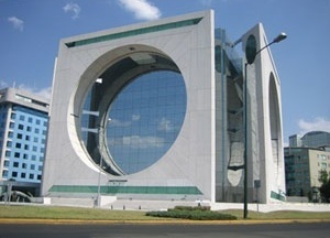 Arquitetura de contraste, Centro financeiro Santa Fé. México D.F [Arq. Oscar Galicia]