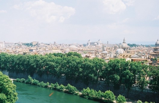 Vista atual da cidade de Roma<br />Foto benoitnewton  [Wikimedia Commons]