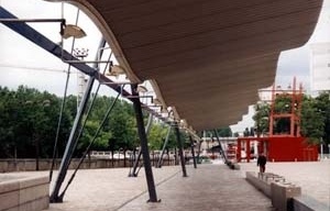 Parque La Villette, Paris. Arquiteto Bernard Tschumi<br />Foto AG 