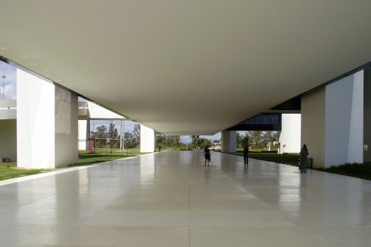 Cidade Administrativa de Belo Horizonte, arquiteto Oscar Niemeyer<br />Foto Abilio Guerra 