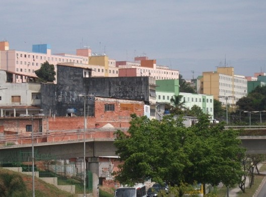 Vista de prédios da Cohab José Bonifácio<br />Foto Raphael Igor  [Wikimedia Commons]