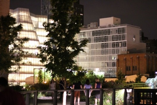 High Line. Relação com entorno<br />Foto Ana Carolina Ferreira Mendes 
