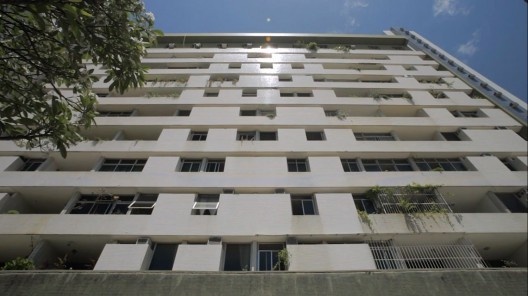 Edifício Villa Cristina, Recife PE Brasil, 1978. Arquiteto Wandenkolk Tinoco<br />Fotograma do documentário <i>Wandenkolk</i> 