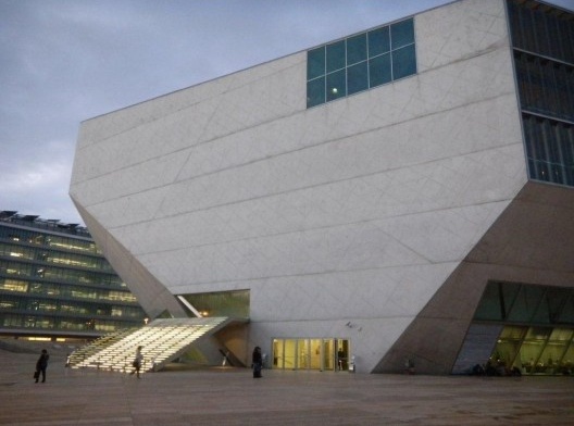 Casa da Música, Porto. Arquiteto Rem Koolhaas<br />Foto Haifa Sabbag 
