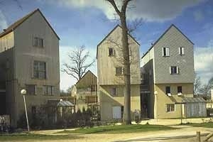 "Os carvalhos", Marne-la-Vallée,1979-82. Arq. Lucien Kroll<br />Fotos: Lucien Kroll 