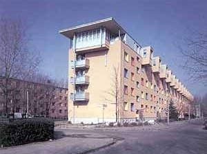 Conjunto habitacional em Berlin-Treptow. Arquitetos Dexel, Moell, Thompson, 1960/1996