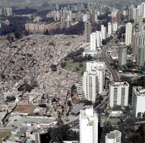 Paraisópolis-Morumbi, São Paulo<br />Foto Nelson Kon 