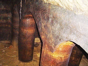 Fig. 13 - Interior de cisterna no viaduto mais baixo