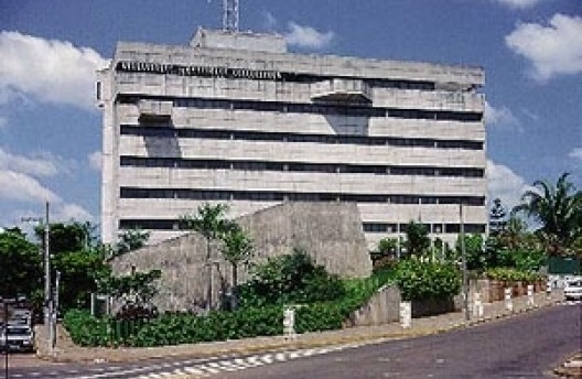 Sede da Federação das Indústrias de MS – FIEMS. Arquiteto Rubens Gil de Camillo