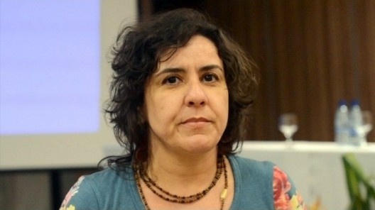 Lívia Miranda (UFCG)