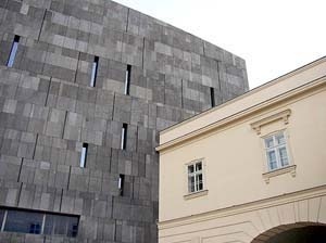 Museumsquartier, Ortner & Ortner, Viena, 1994-2002